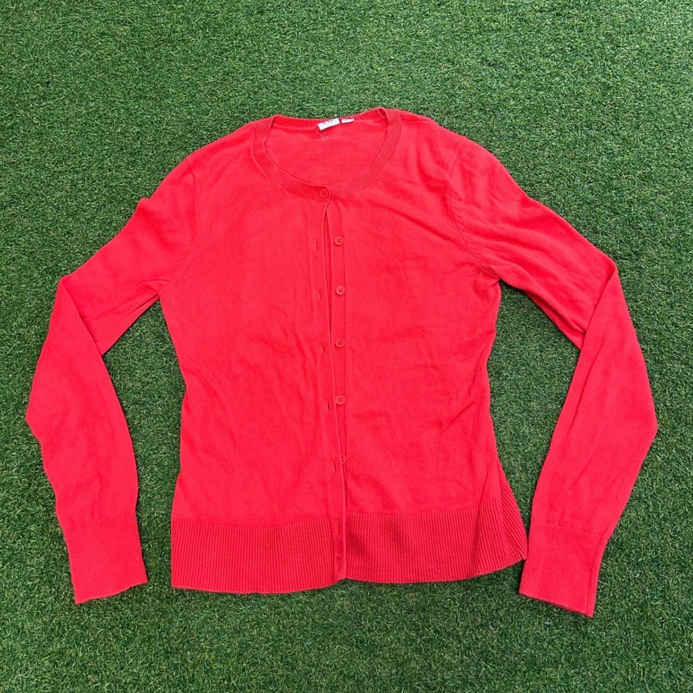 Gap Womens XS Red Crew Neck Button Front Long Sleeve Knit Cardigan Sweater